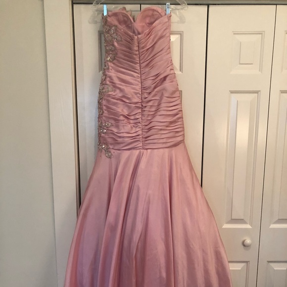 Pink mermaid pageant/prom dress - Picture 2 of 2